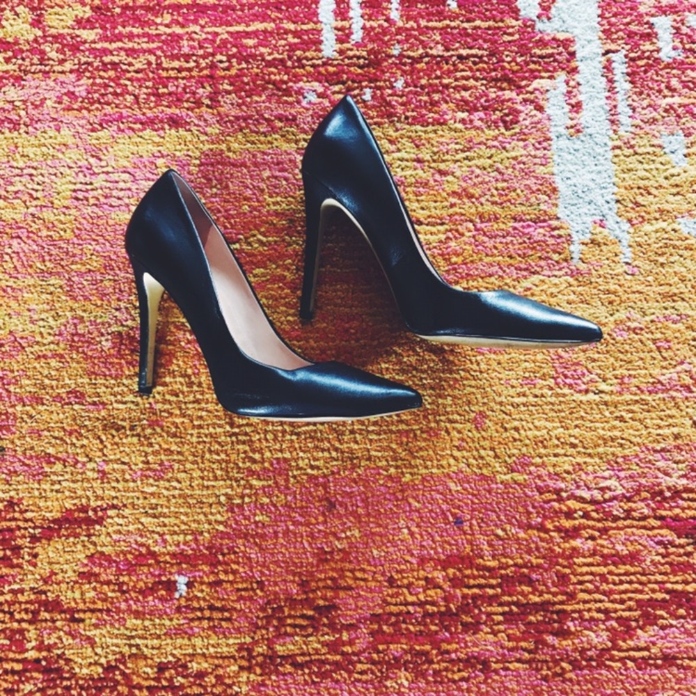 Black Heels- Enzo Angiolini